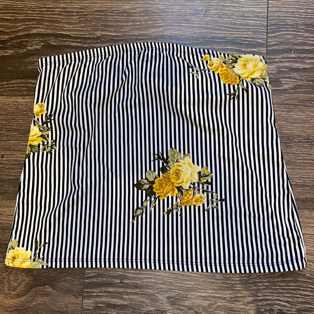 Flower Galore tube top (Never worn, brand new)